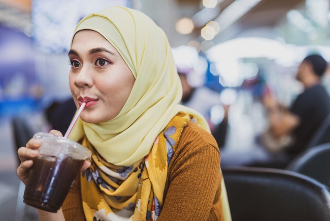 Amankah Minum Kopi Saat Buka Puasa? Ini Penjelasannya