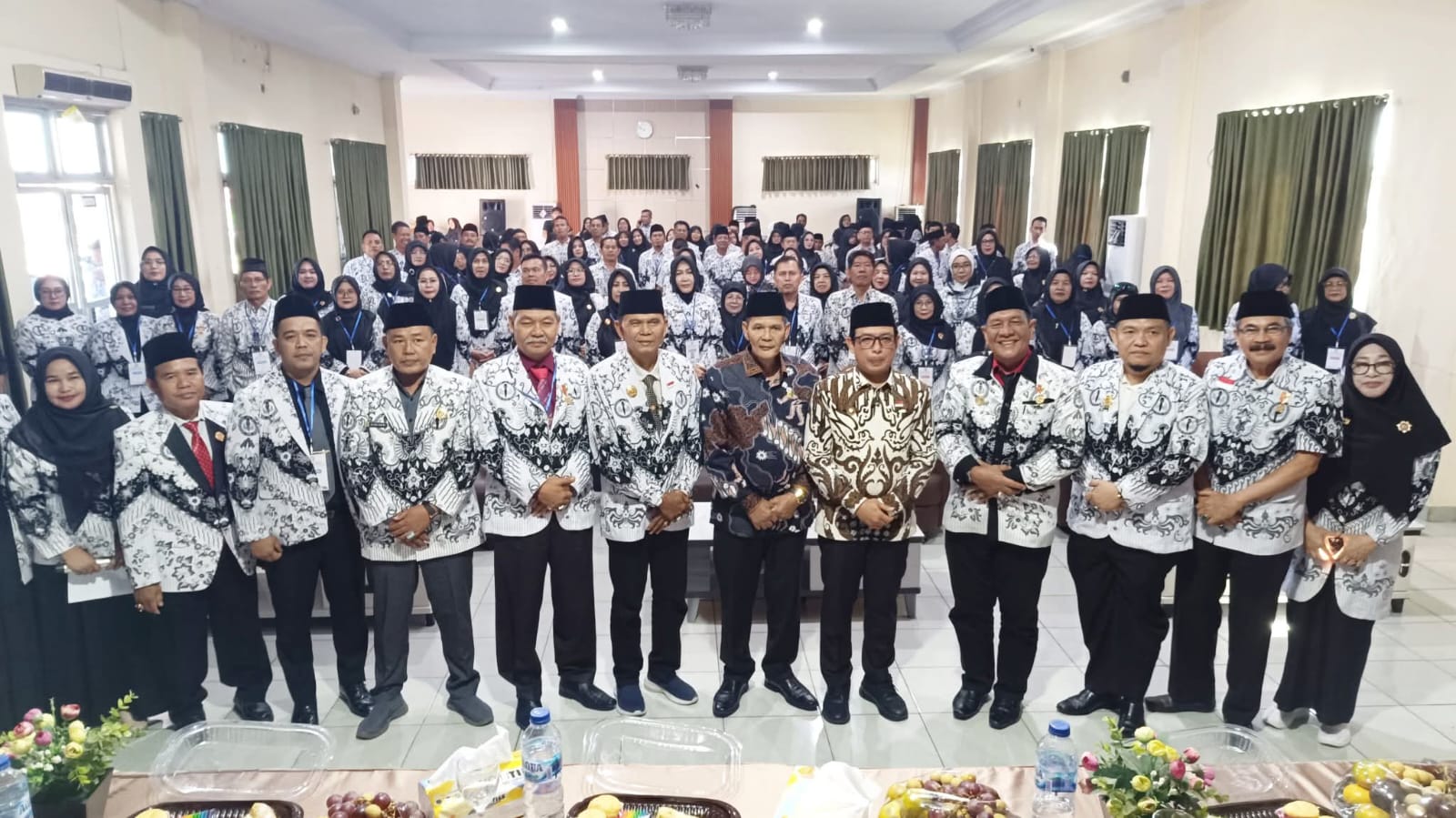 Wali Kota Bengkulu Ajak PGRI Jadi Mitra Pemerintah, Tekankan Pentingnya Loyalitas dan Contoh Teladan