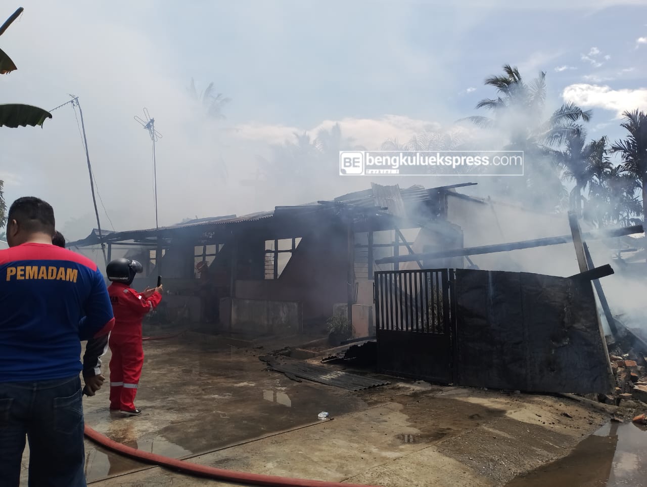 Bedengan 6 Pintu di Kota Bengkulu Terbakar, Diduga Ulah Anak-anak Bermain Api 