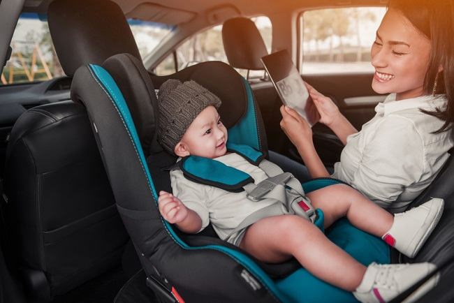 Ini Dia Pentingnya Kursi Mobil Bayi agar Aman Berkendara Bersama Buah Hati