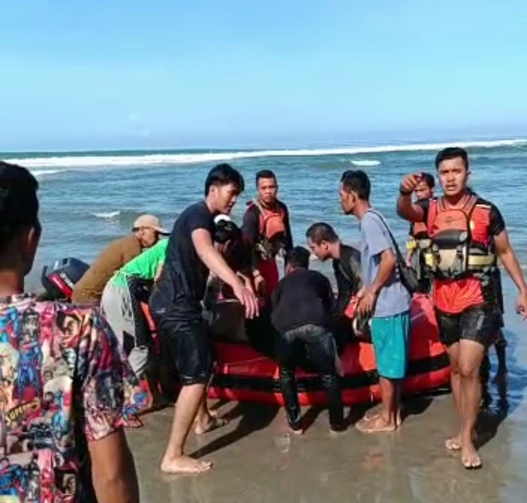 Sempat Ditegur Warga, Wisatawan Asal Sumsel Tetap Nekat Mandi di Pantai Panjang, Hingga Berakhir Menyedihkan