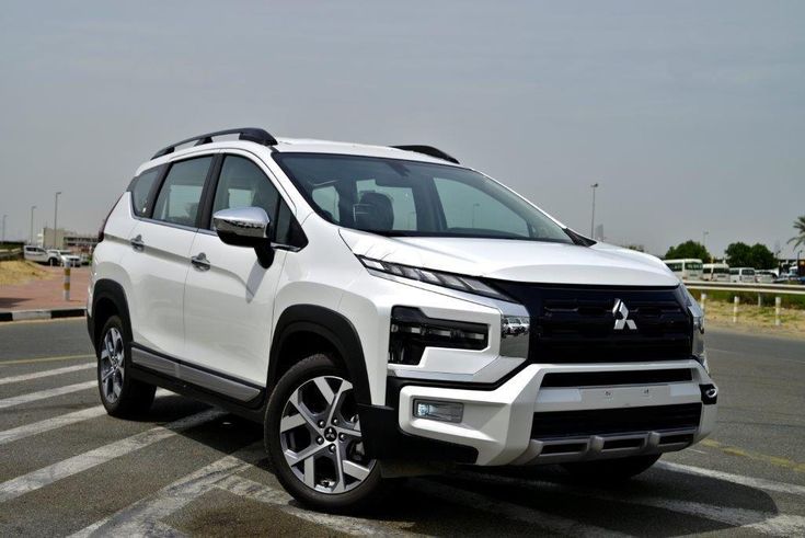 Miliki Desain yang Khas Dinamic Shield, Yuk Intip Spesifikasi New Mitsubishi Xpander Cross