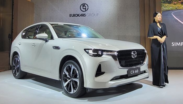 SUV Premium Bermesin Powerful, Berikut Harga Mazda CX-60 Terbaru