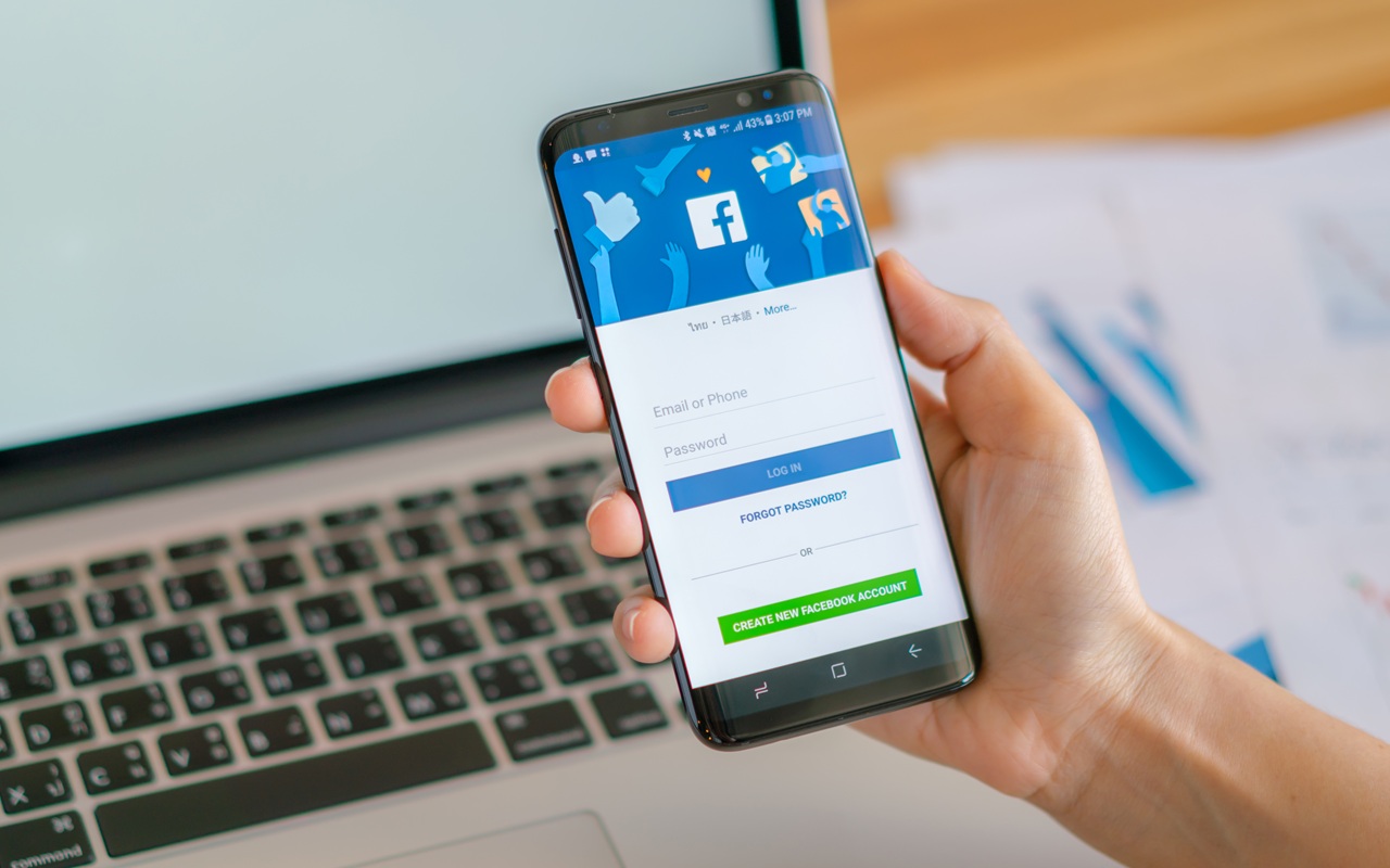 Viral! Ini 6 Cara Bikin Konten Tempel Teks Facebook Pakai ChatGPT dan CapCut