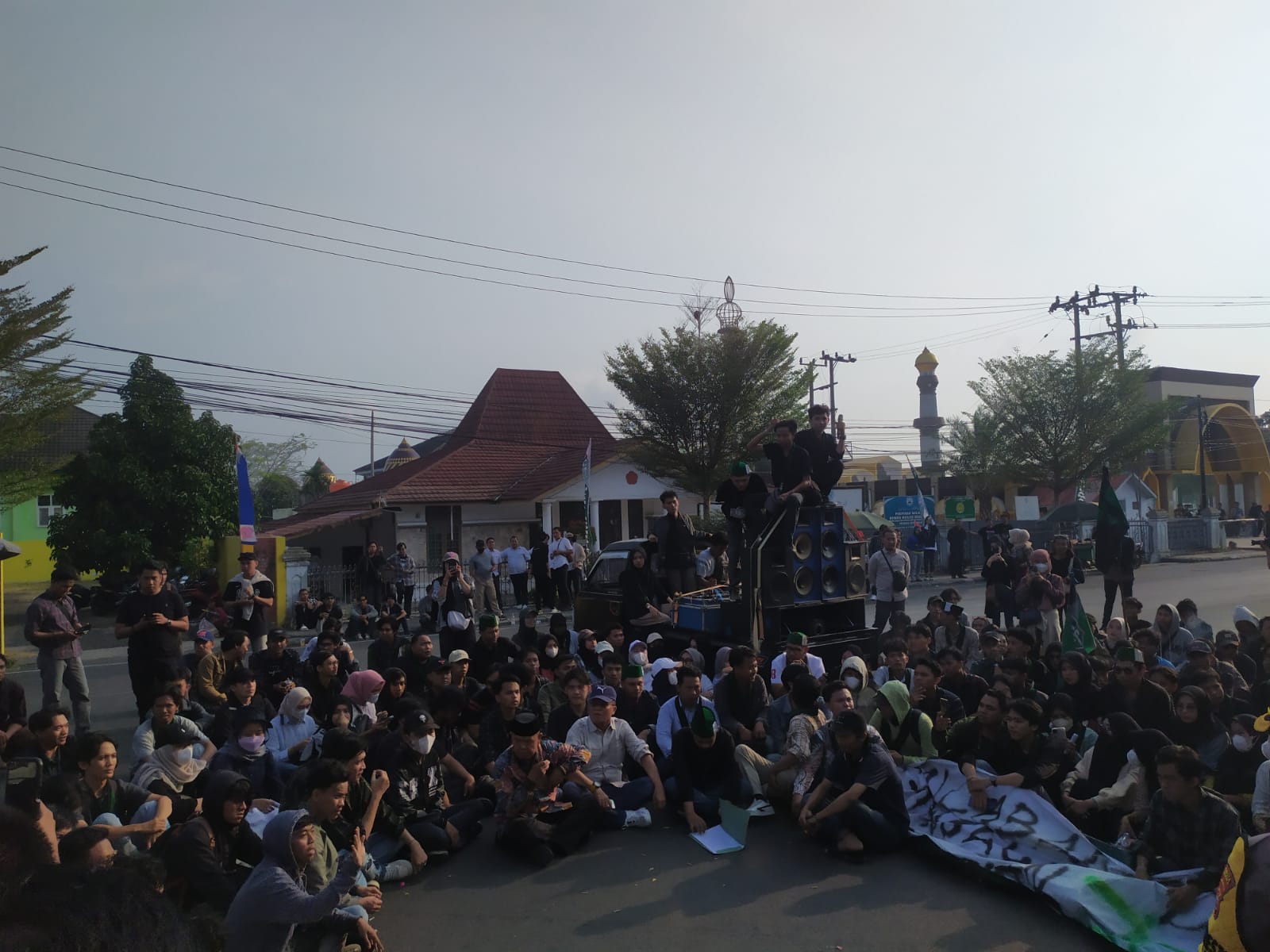 Aksi Demo HMI Cabang Bengkulu Berlangsung Damai, Dewan Terima Tuntutan Massa Aksi