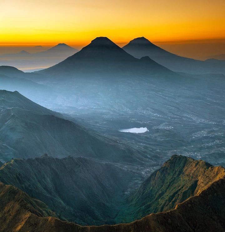 Gunung Bismo di Wonoso Jawa Tengah, Destinasi Wisata di Atas Awan 