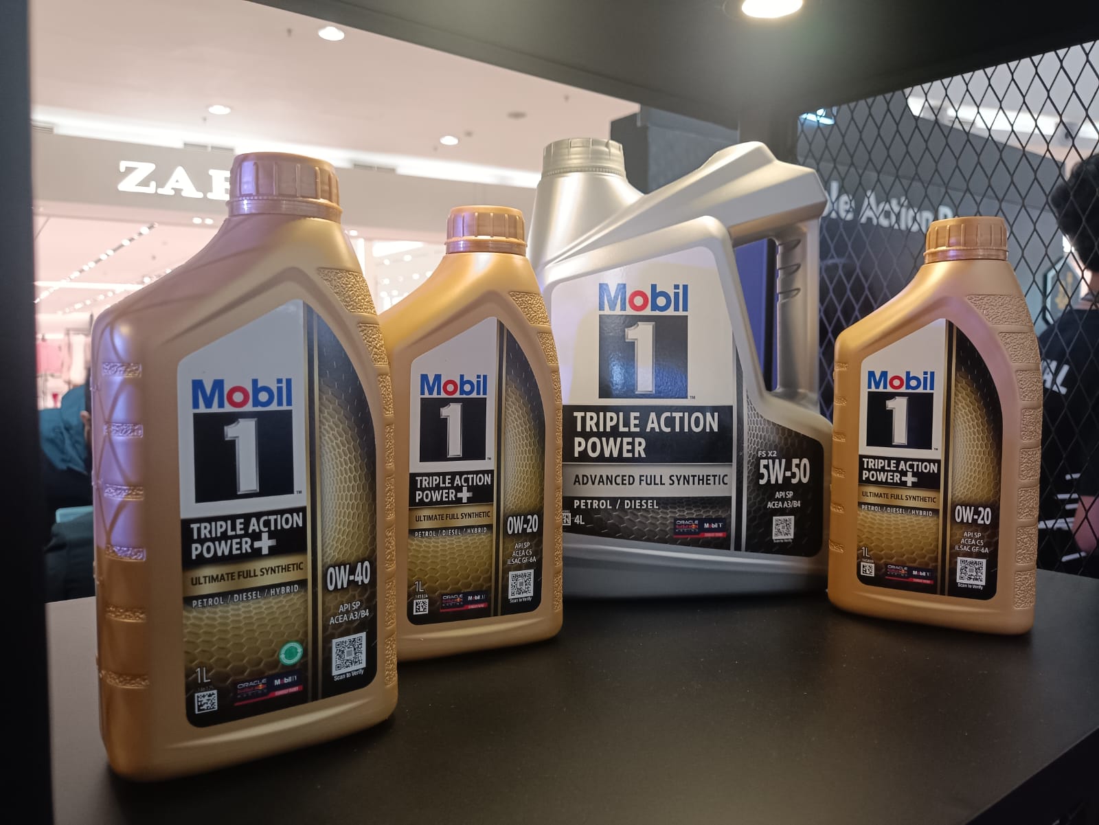 PT ExxonMobil Lubricants Indonesia Luncurkan Rangkaian Produk Mobil1™ dengan  Triple Action Power Plus