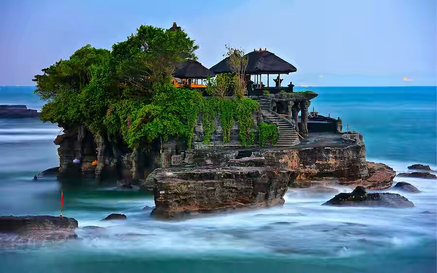 Mitos di Tanah Lot Bali, Konon Bisa Bikin Putus Cinta!