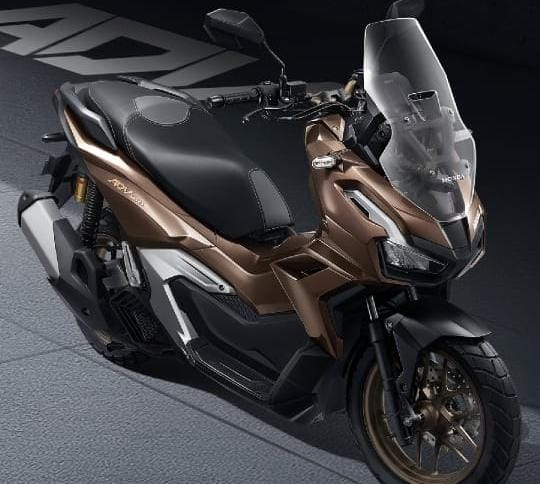 Honda ADV160:  SUV-nya Motor yang Siap Taklukkan Jalanan