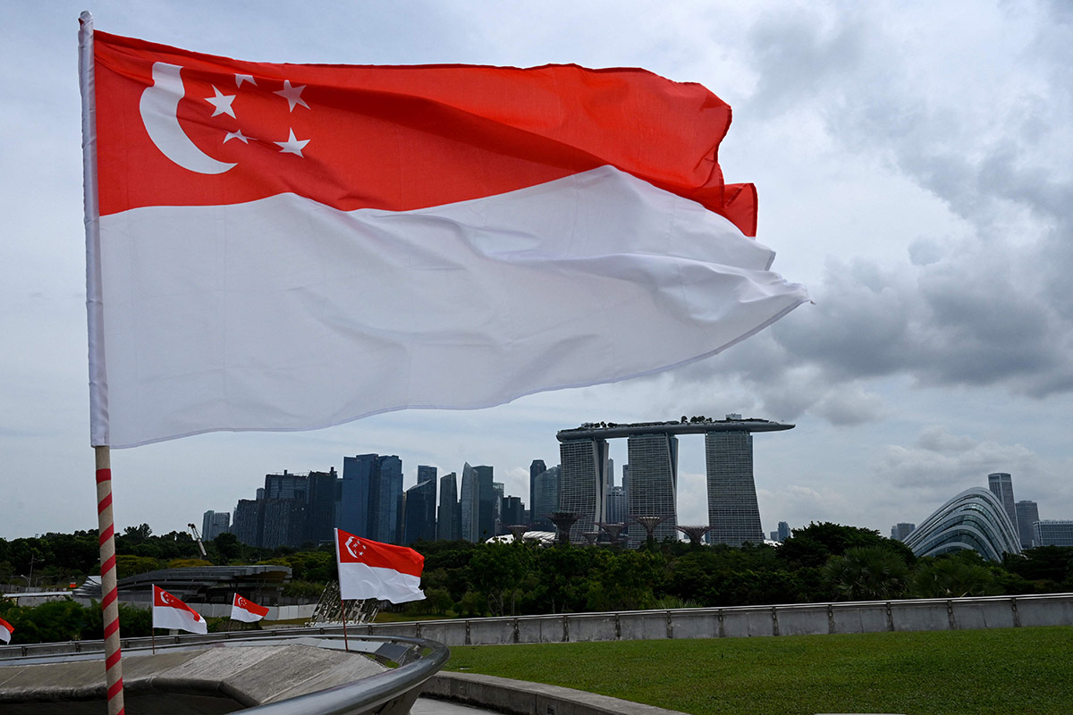 Ini Dia Negara-negara yang Menggunakan Bendera Merah Putih 