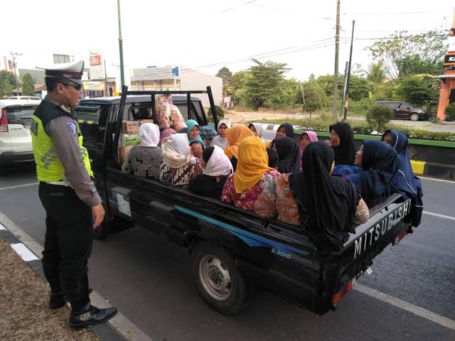 Masyarakat Diimbau Tak Gunakan Mobil Bak Terbuka untuk Mudik dan Libur Lebaran