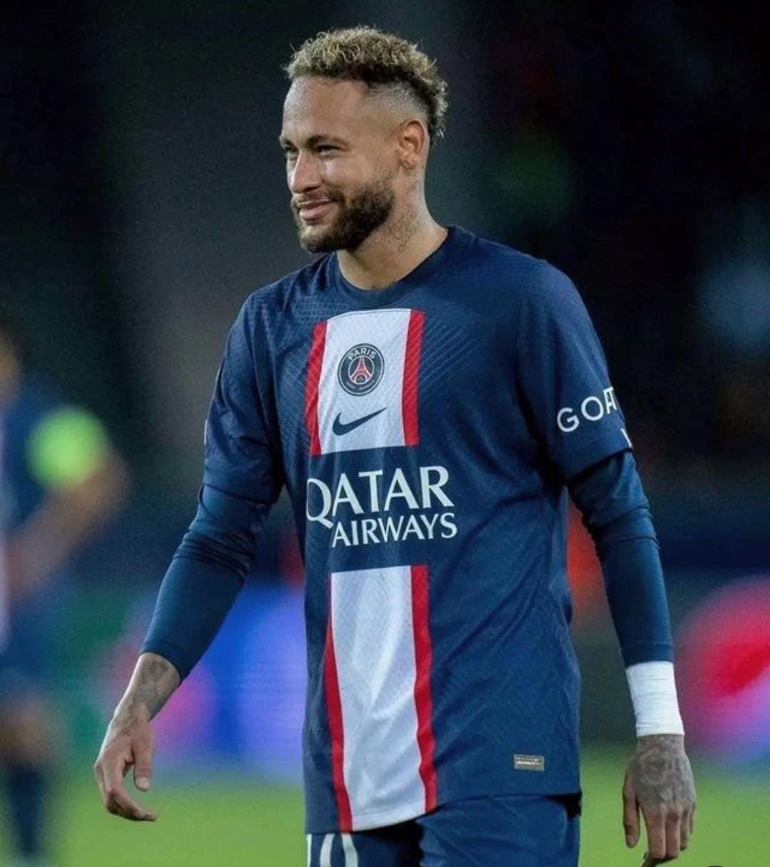Didemo Suporter Tinggalkan PSG, Neymar Bakal Belabuh ke MU