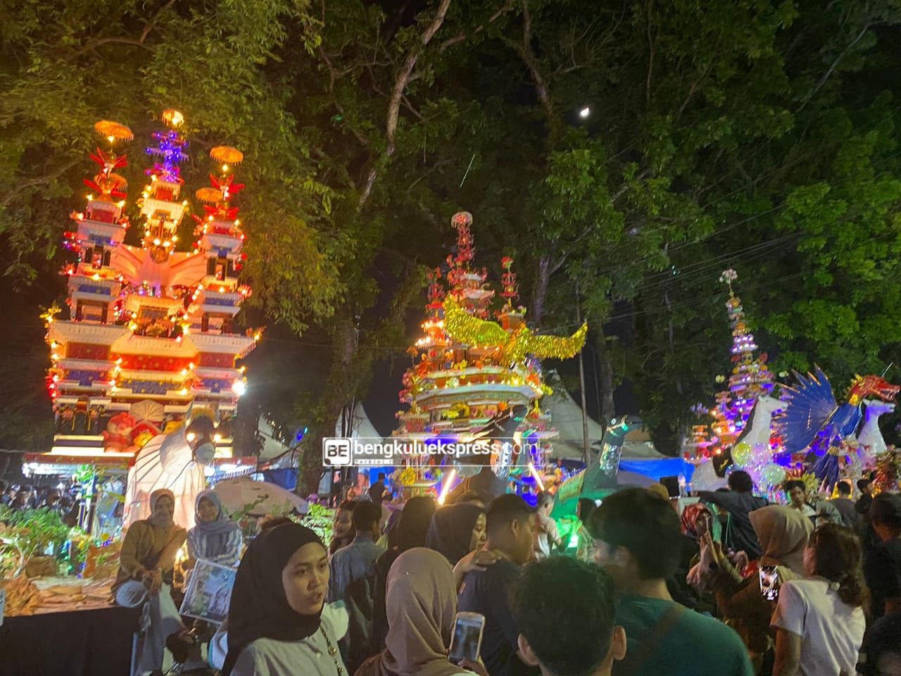 Pengunjung Festival Tabut di Bengkulu Tembus 10 Ribu Per Hari