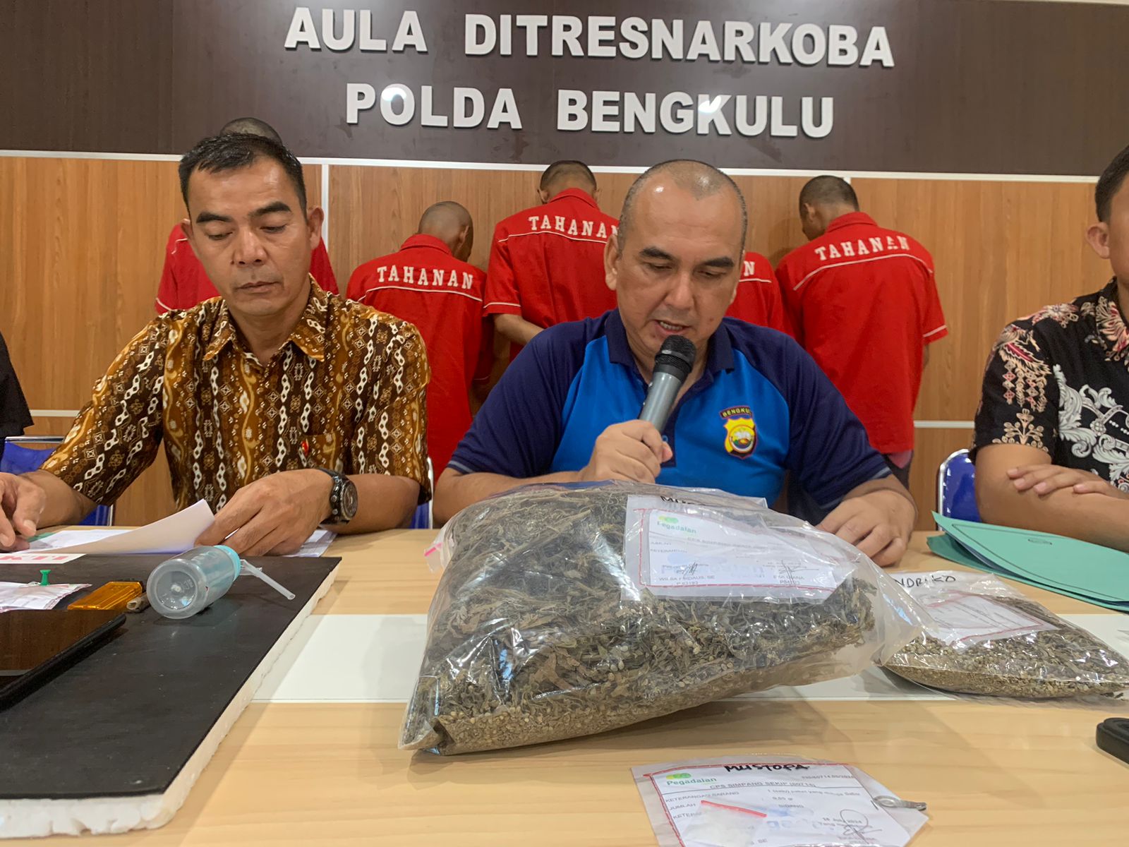 Polda Bengkulu Tangkap Bandar Narkoba, 5 Paket Sabu dan 7 Paket Ganja Diamankan