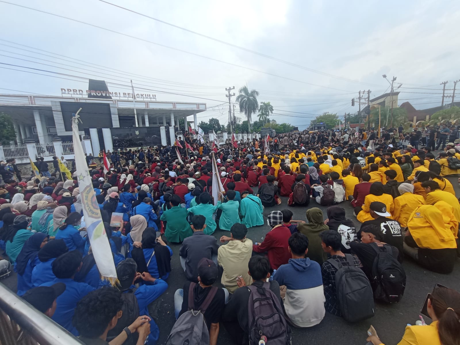 Cabut Inpres Efisiensi Anggaran dan Tolak Kenaikan Pajak, Berikut 14 Poin Tuntutan Masyarakat Bengkulu