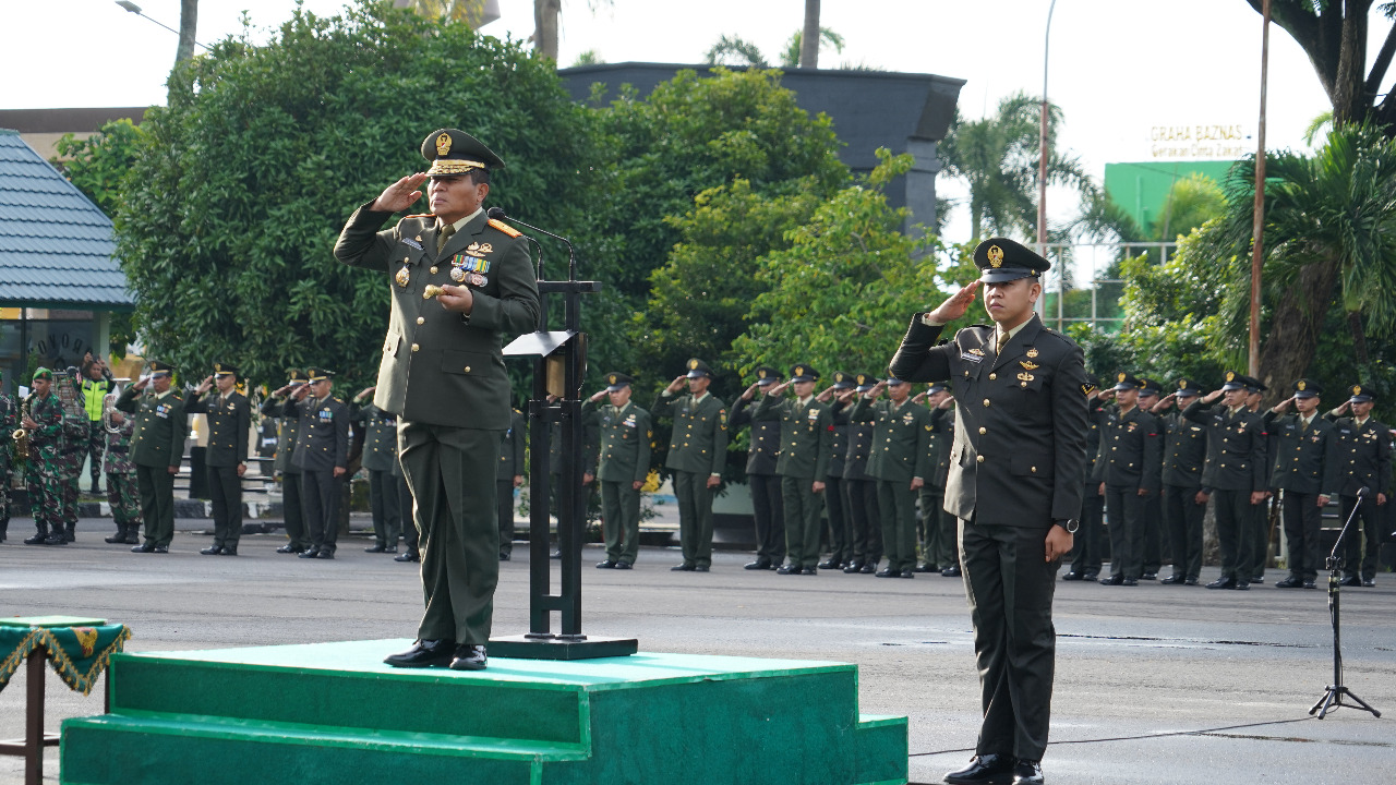 Danrem 041/Gamas Bengkulu Inspektur Upacara, Doakan Terbaik Bagi Pahlawan di Indonesia