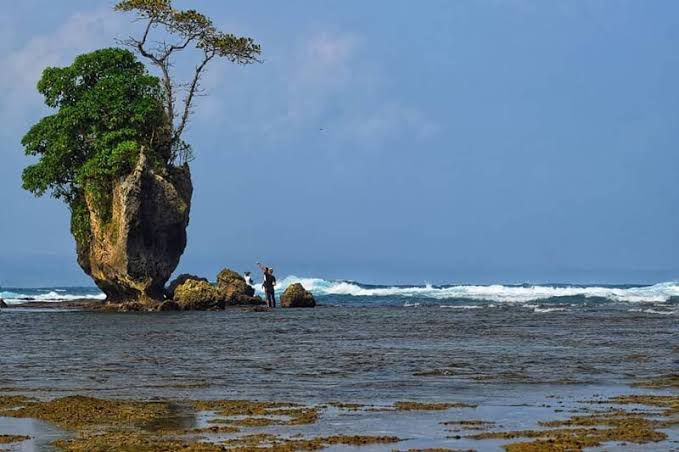 Ini Dia Destinasi Wisata Pantai Terbaik di Kabupaten Kaur Bengkulu 