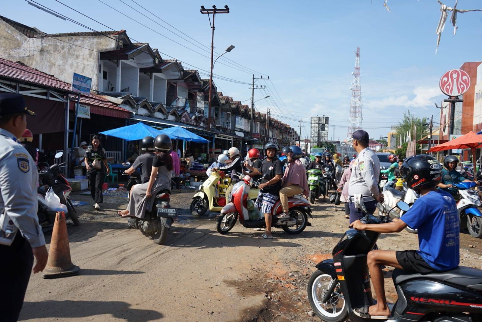 Pemantapan One Way Pasar Minggu, Dishub dan DLH Lakukan Penataan Titik Rawan