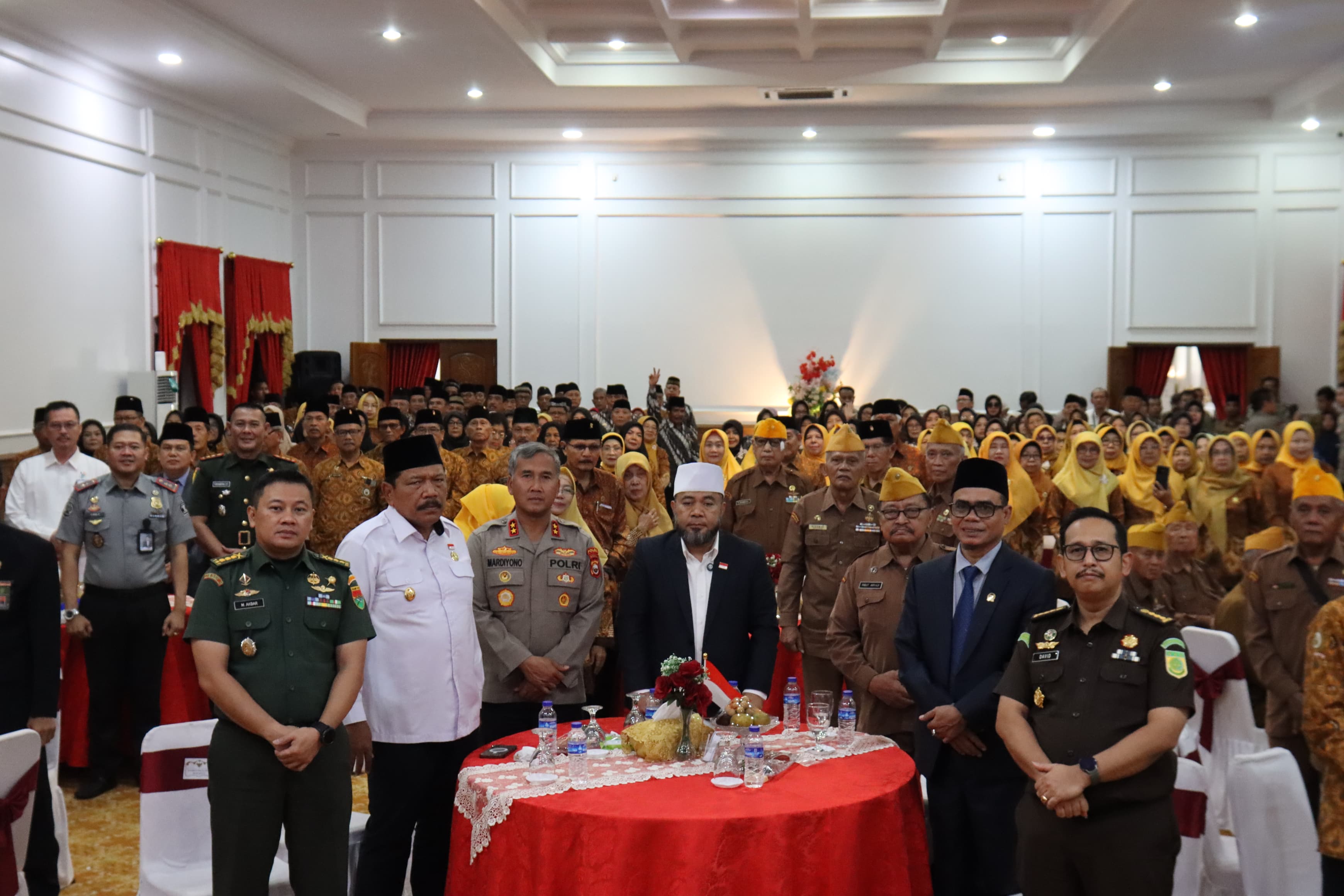 Bantuan Perbaikan Rumah Veteran Bengkulu dari Gubernur Bengkulu Jadi Kado Istimewa HUT Kemerdekaan RI ke-80
