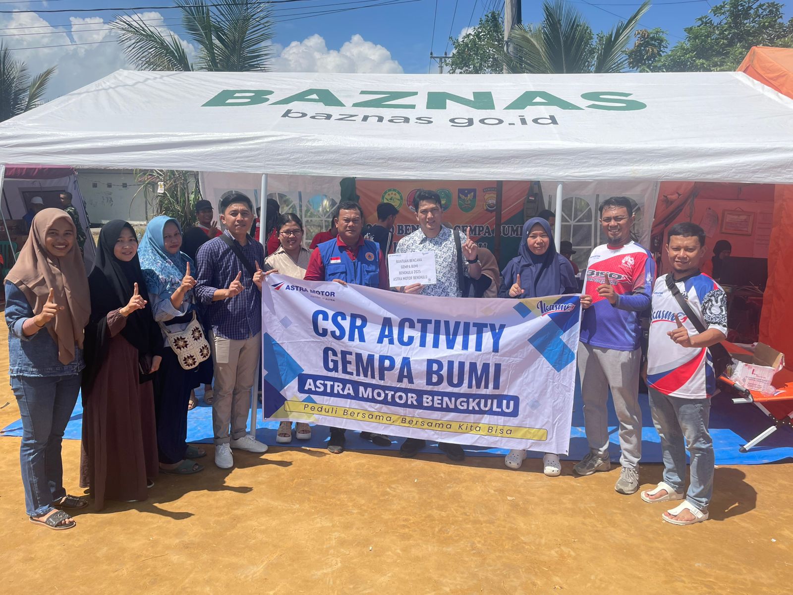 Astra Motor Bengkulu Salurkan Bantuan ke Dapur Umum Gempa Betungan
