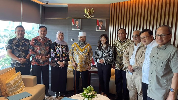 Gubernur Bengkulu Temui Menteri Komdigi, Bahas Sinyal Lemah di 40 Desa