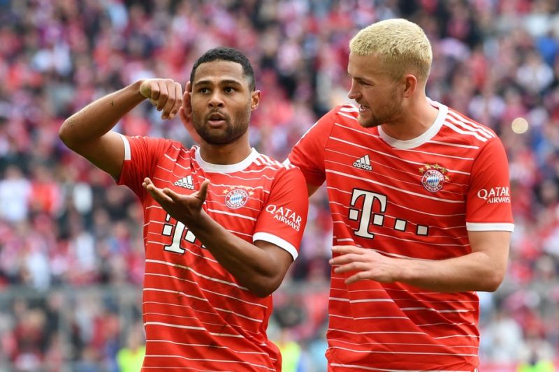 Bayern Muenchen Kembali Puncaki Klasemen