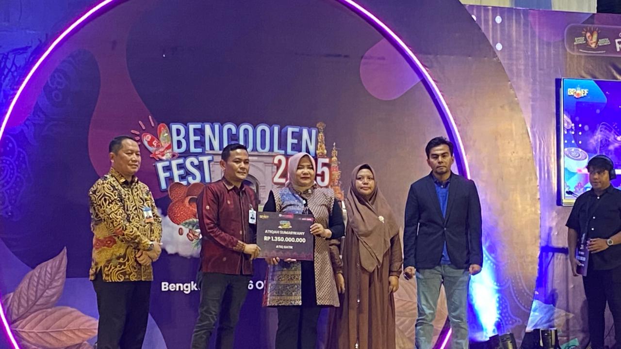 Wastra Bengkulu Atiq Batik Raih Pendanaan Rp 1,3 M di Bencoolen Fest 2025