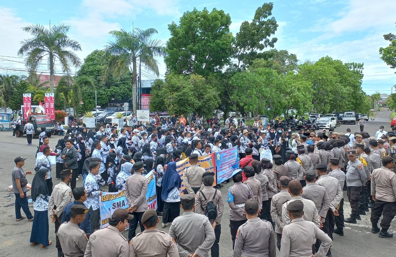 Pemprov Bengkulu Janji Akan Usulkan Pengangkatan Guru Honorer yang Lulus Passing Grade