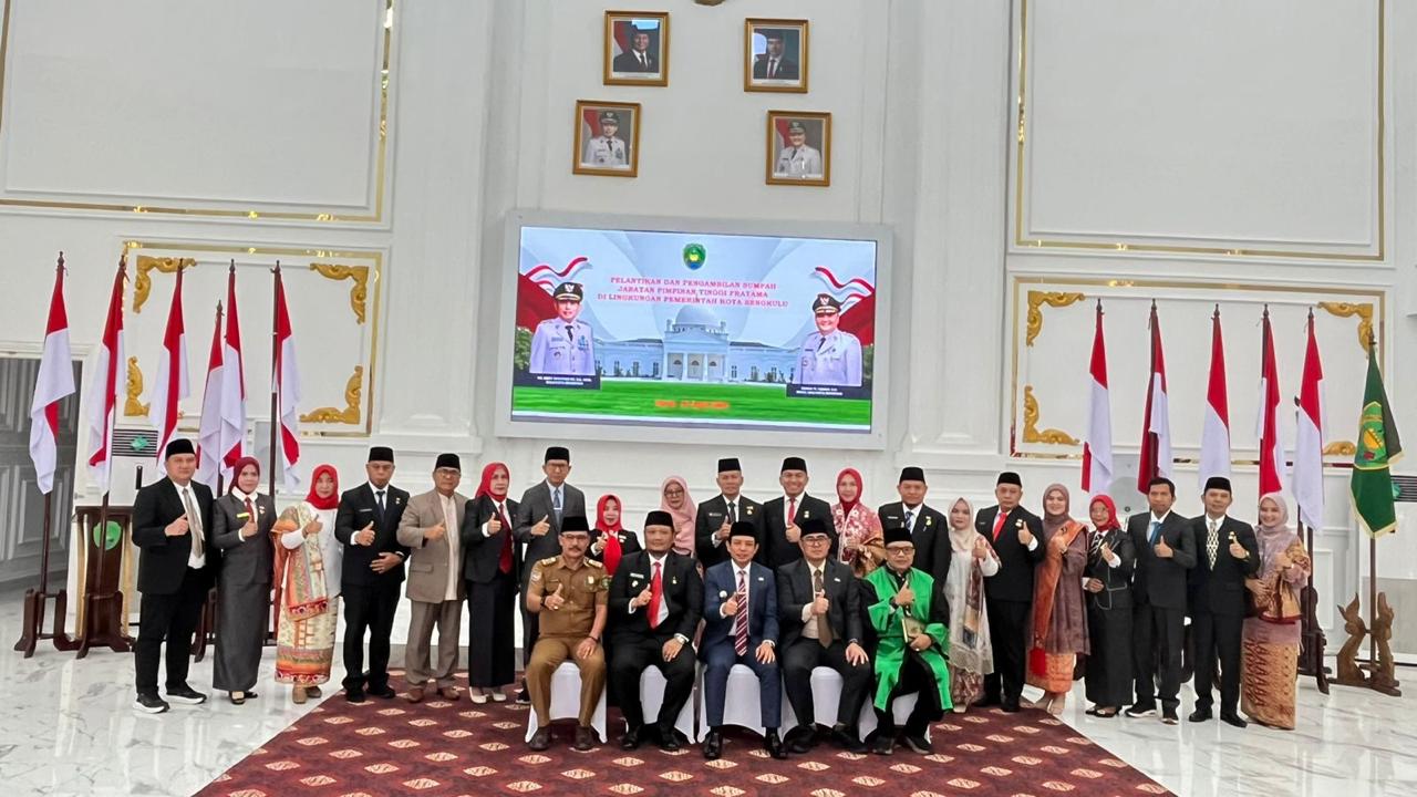 Walikota Bengkulu Lantik 10 Kepala OPD Hasil Lelang Jabatan, Berikut Daftarnya