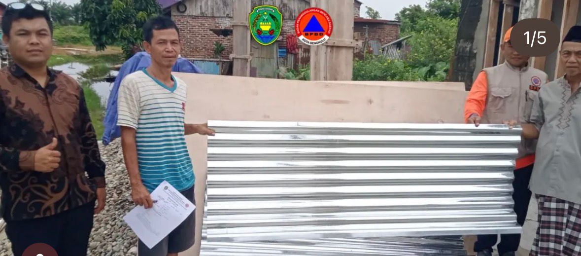 Pemkot Bengkulu Salurkan Bantuan untuk Warga Terdampak Cuaca Ekstrem di Rawa Makmur