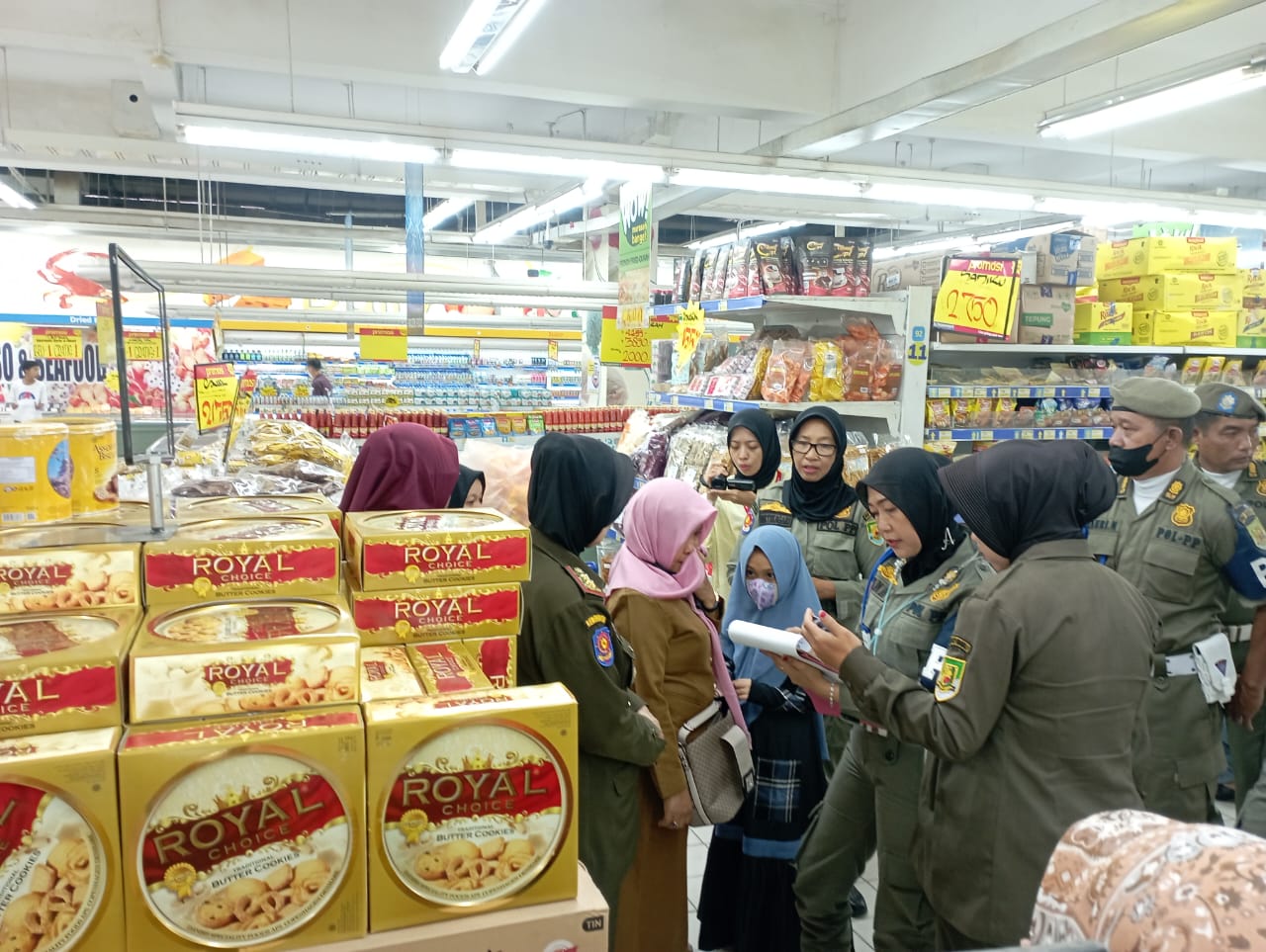 Waduh!  Shopping di Jam Kerja, PNS di Bengkulu Siap-siap Dilaporkan ke Sekda 