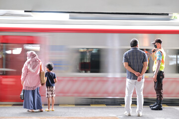 Simak 7 Tips Agar Tidak Ketinggalan Stok Tiket Kereta Api untuk Mudik Lebaran 2024