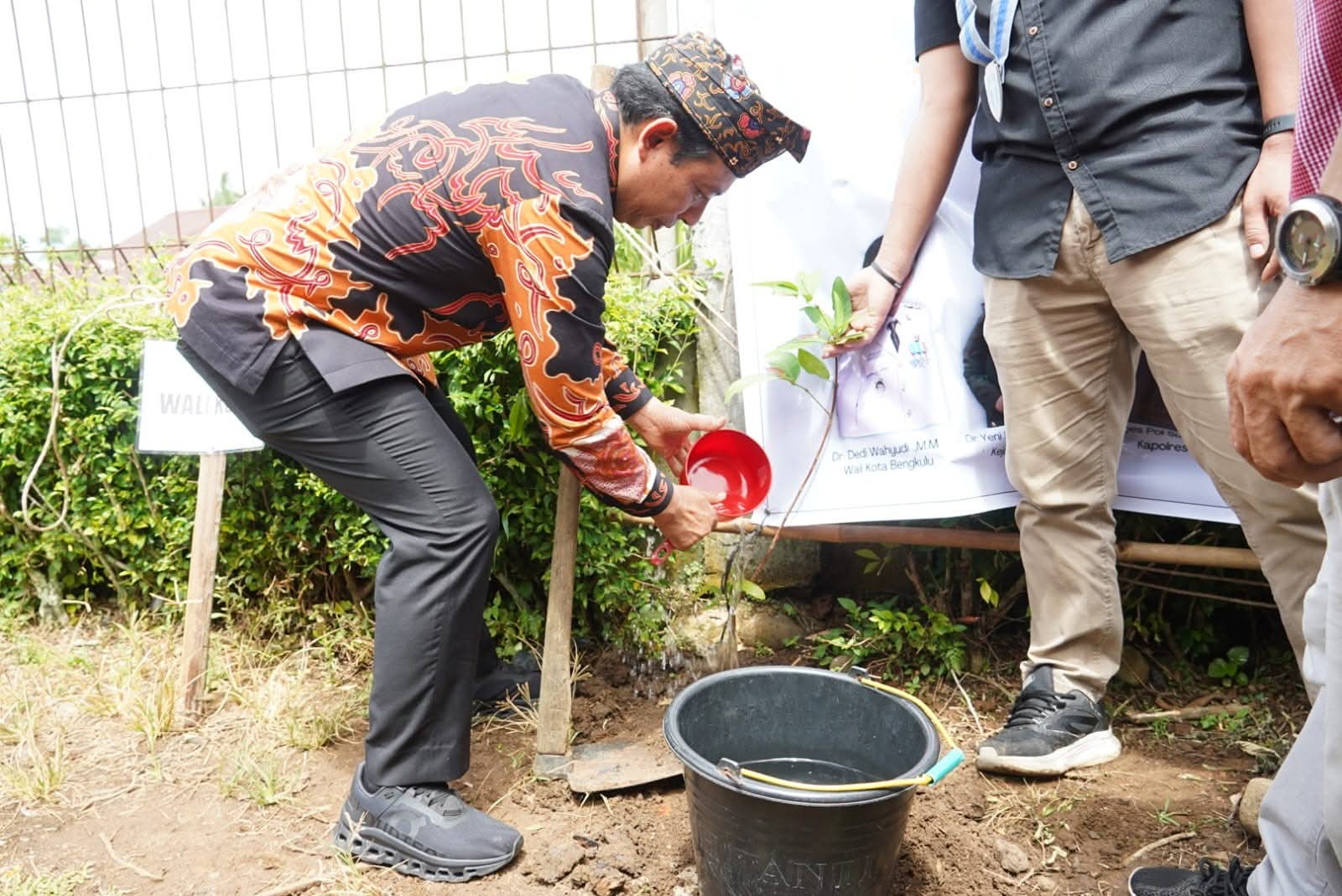 GMKI Bengkulu Tanam 1.000 Pohon, Walikota Dedy Hadir Dukung Gerakan Peduli Lingkungan