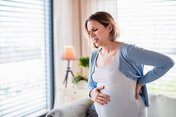 Inilah Penyebab dan Cara Mengatasi Sakit Pinggang Saat Masa Kehamilan 