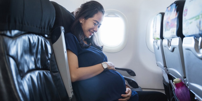 Selama masa kehamilan bolehkah Ibu Hamil Naik Pesawat Terbang?