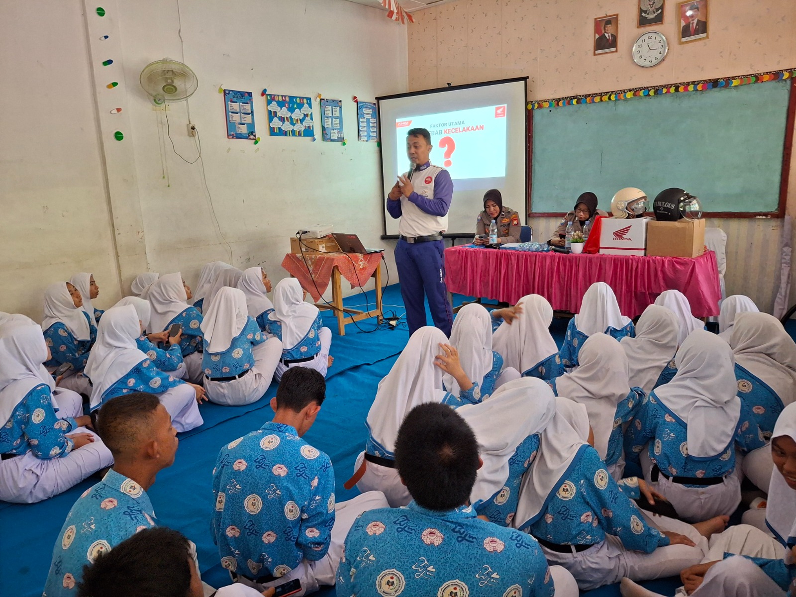 Astra Motor Bengkulu Gelar Edukasi Safety Riding di SMKS 18 AL Yasir Kota Bengkulu