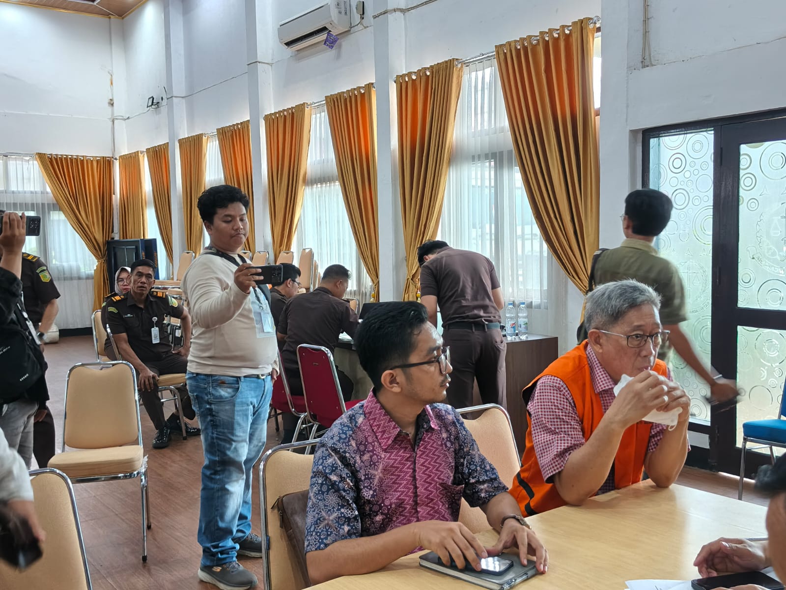 Berkas P21, Kejati Bengkulu Limpahkan Tersangka Korupsi Mega Mall ke JPU 