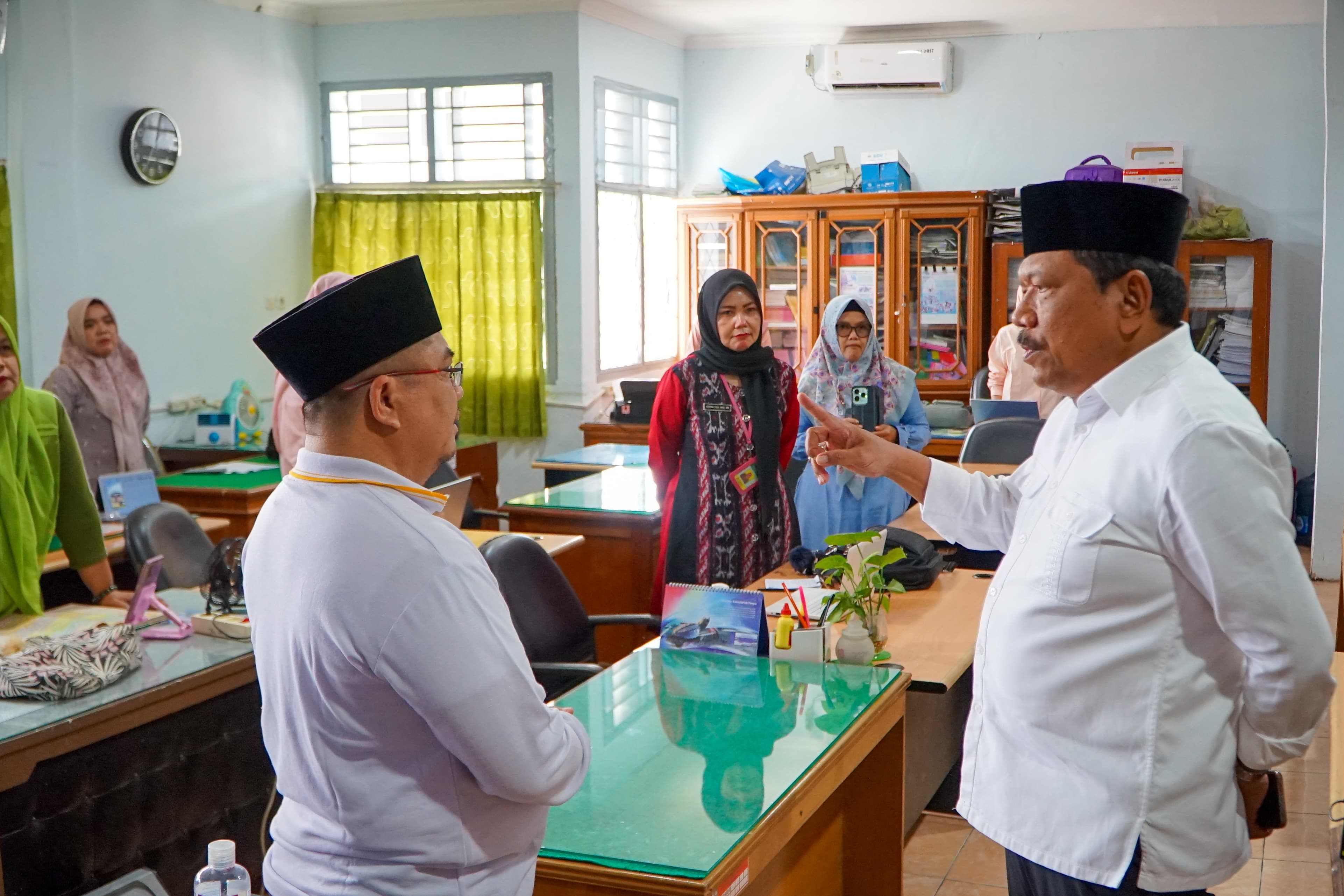 Wagub Bengkulu Sidak OPD: Temukan ASN Tak Disiplin dan Ruangan Kosong