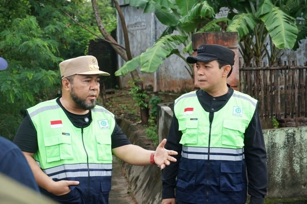 Pemkot Bengkulu Terima Bantuan Truk dan Kontainer Sampah dari Pemprov Bengkulu