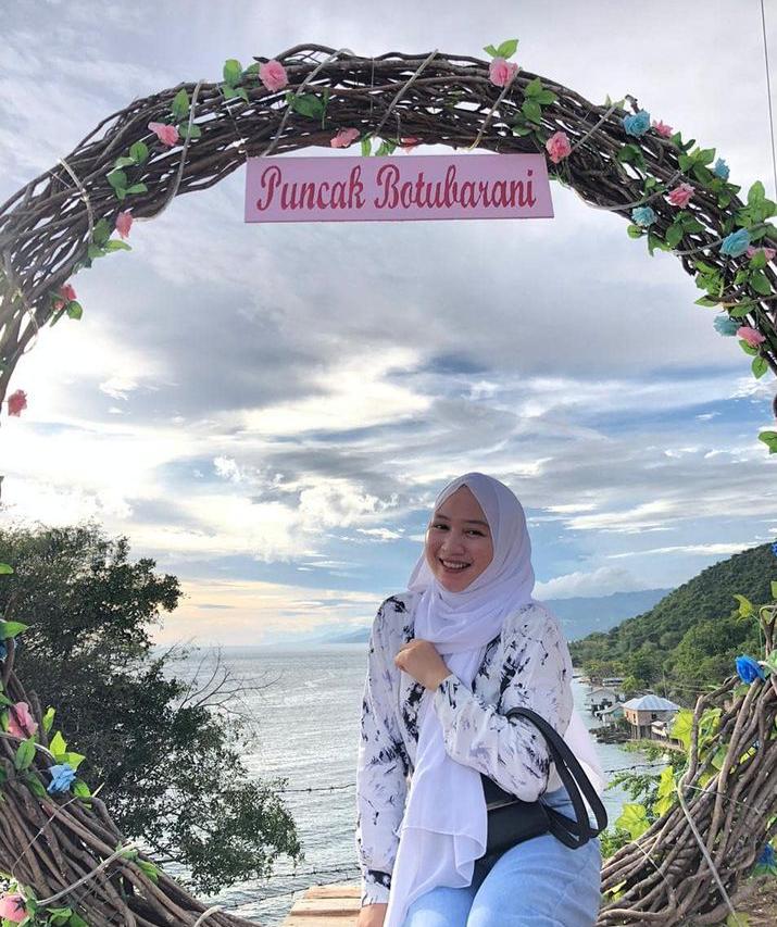 Puncak Botubarani, Tempat Melihat Indahnya Pemandangan Laut Selatan Gorontalo
