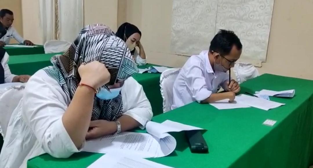 Lulus Seleksi Adminstrasi, 290 Calon Panwascam Ikuti Tes Tertulis