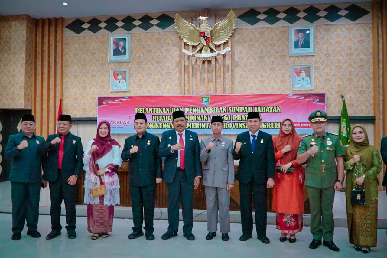 Wagub Mian Lantik  Pejabat Eselon 2: Kadis PMD, Kasatpol PP, Diskop dan UKM