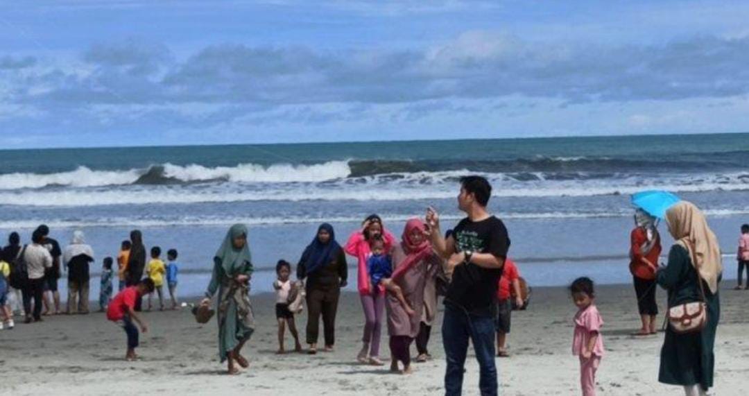 Pengamanan BPBD Dinilai Sukses, Tak Ada Korban di Pantai Panjang Selama Libur Lebaran