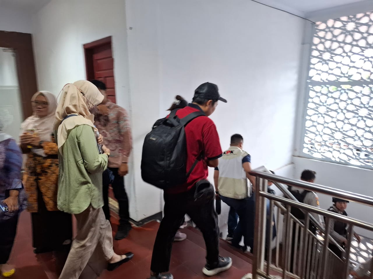 Giliran Kantor Disnakertrans Provinsi Bengkulu Digeledah KPK