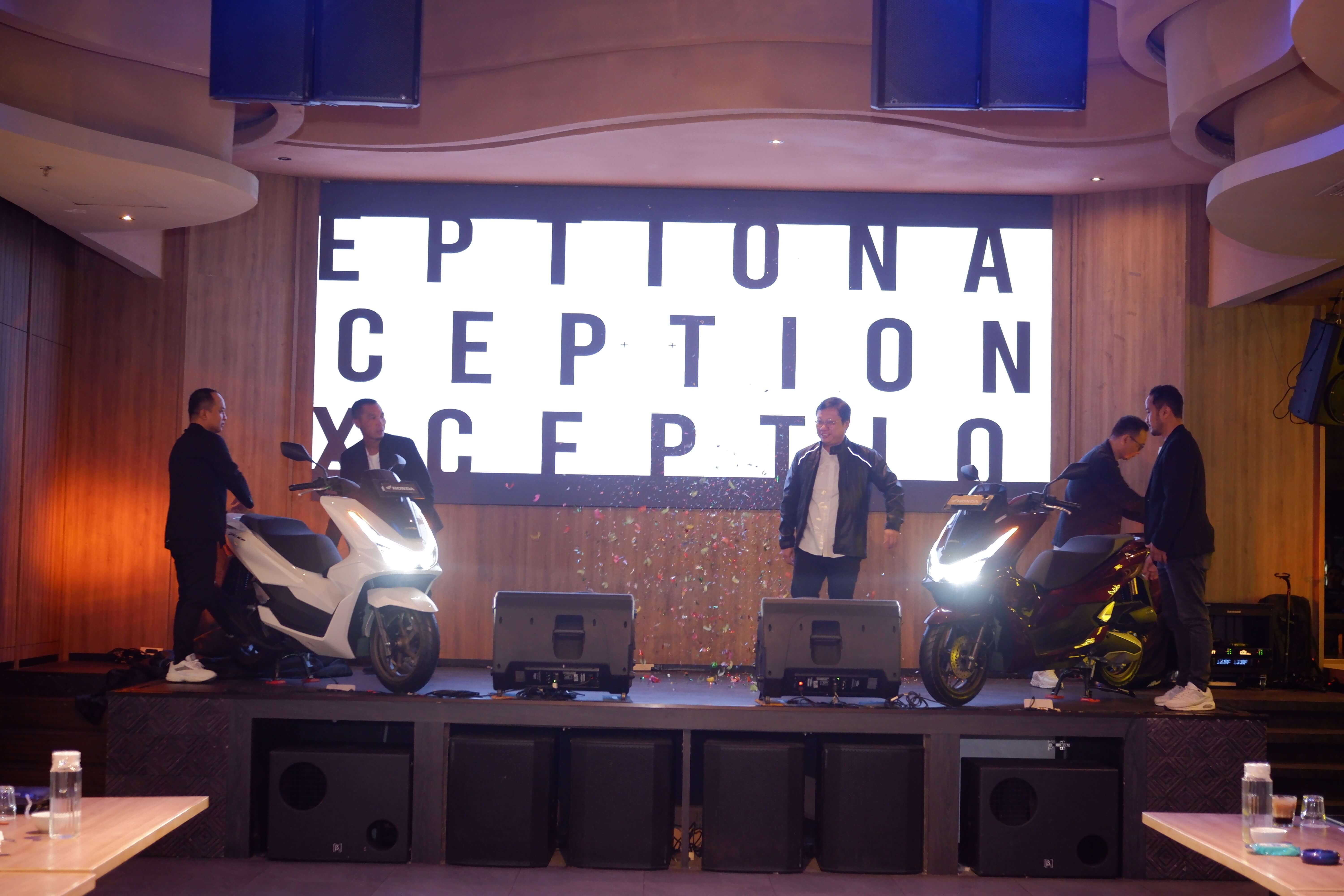 Tipe RoadSync Jadi Primadona Pada Press Conference All New Honda PCX 160  