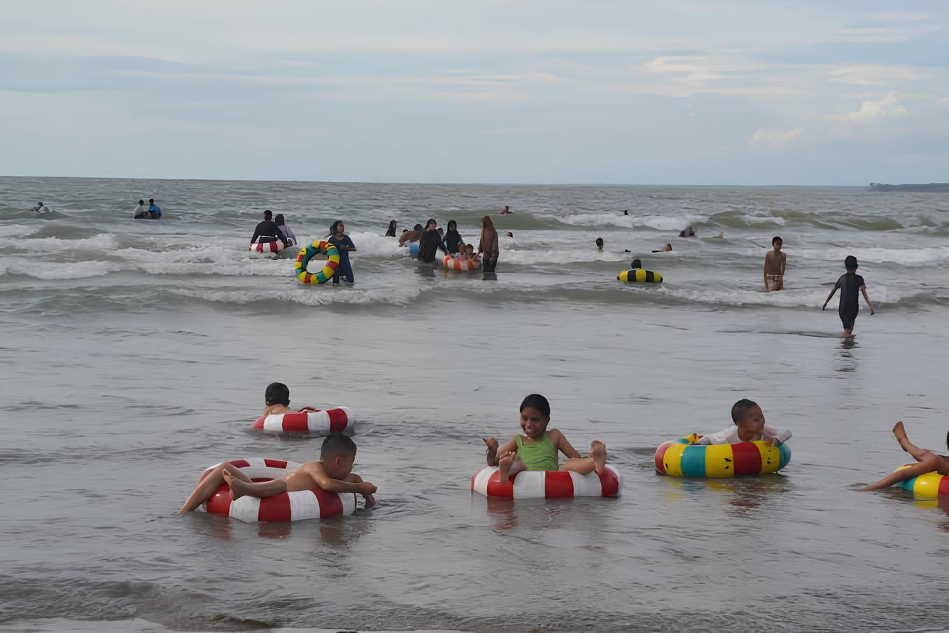 Wali Kota Bengkulu Siapkan Pantai Jakat Jadi Destinasi Wisata Internasional