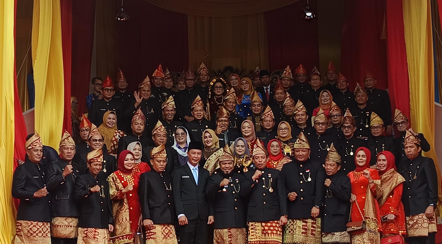 Hadiri HUT Kota Bengkulu ke 306, Gubernur Helmi Bahas Pengelolaan Aset Daerah dan Program Bantu Rakyat