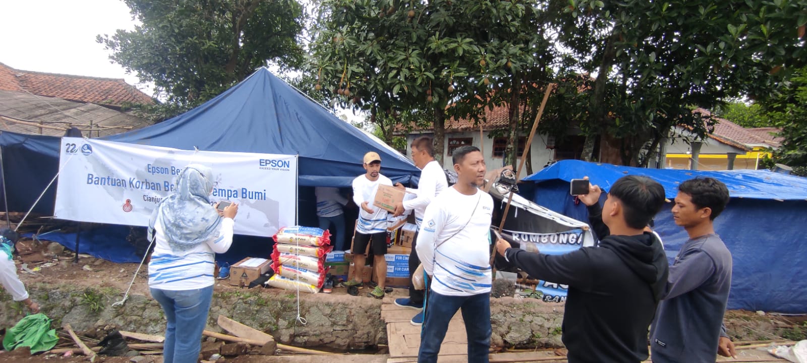 Epson Indonesia dan Indonesia Epson Industri Berikan Donasi Kepada Korban Gempa Cianjur