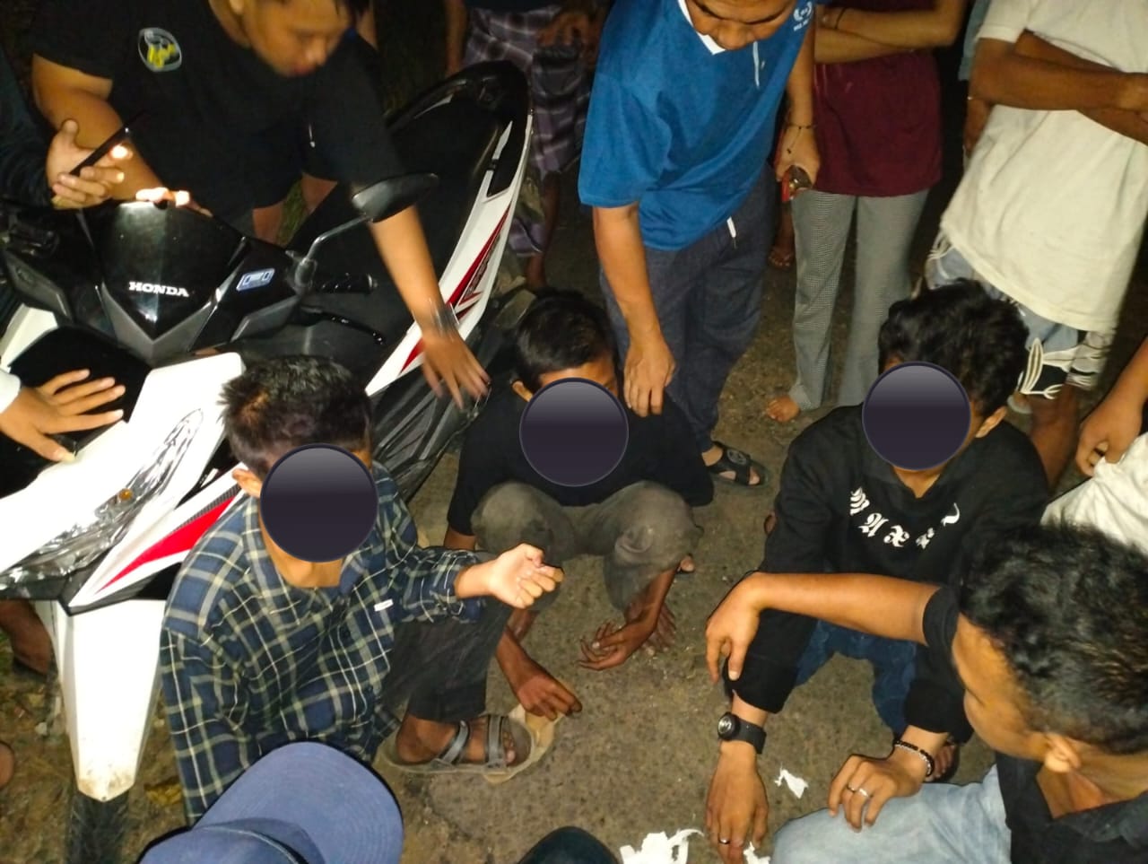 Tiga Remaja di Bengkulu Ditangkap Warga Usai Mencuri Timbangan dan Blender di BLK 
