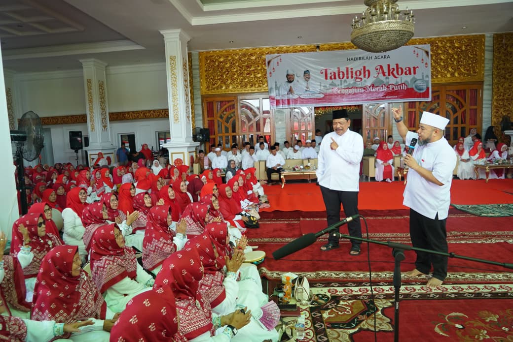 Gelar Tabligh Akbar, Rumah Dinas Gubernur Bengkulu Dipadati Masyarakat